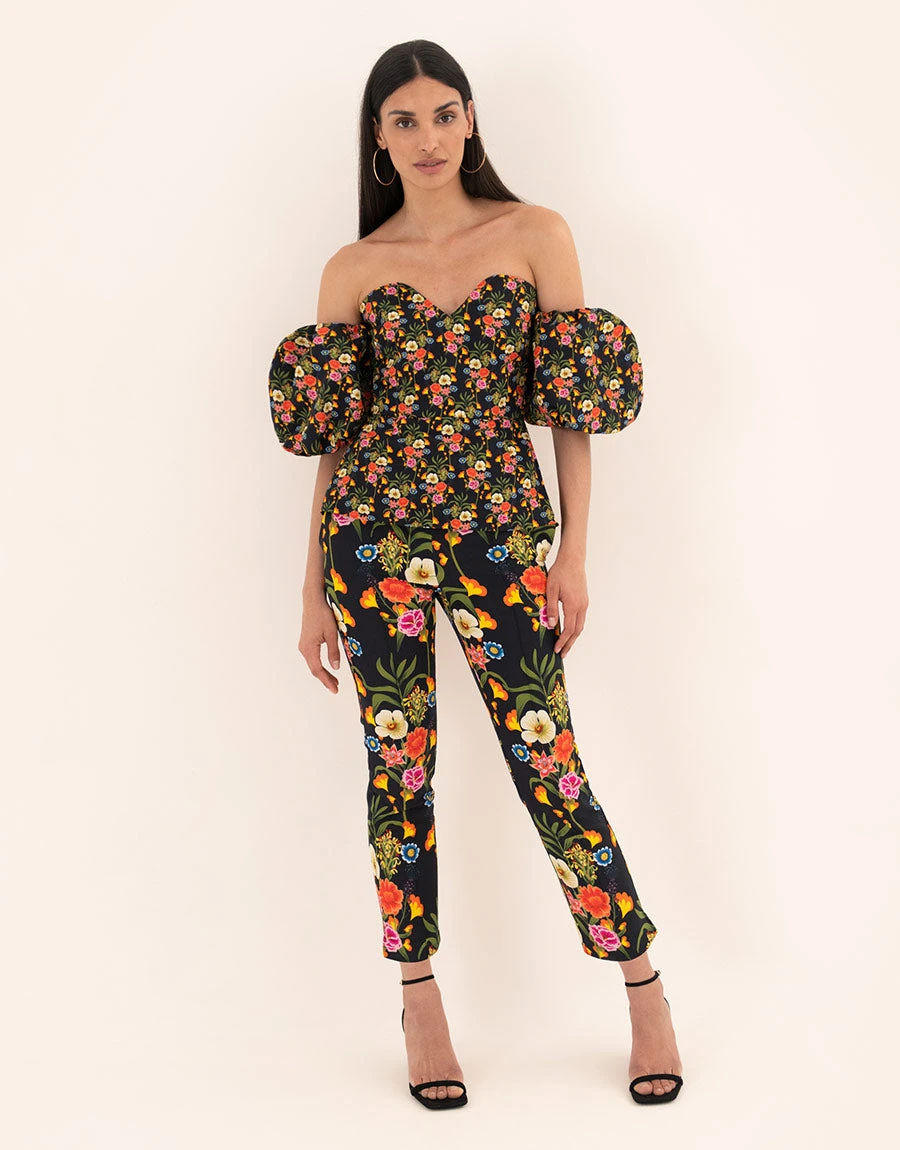 --Alma Twill Top  Vila Floral Black-