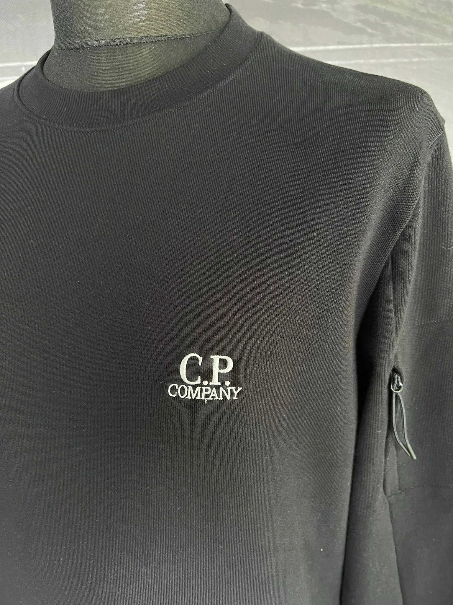 C.P. COMPANY CREWNECK SWEATSHIRT