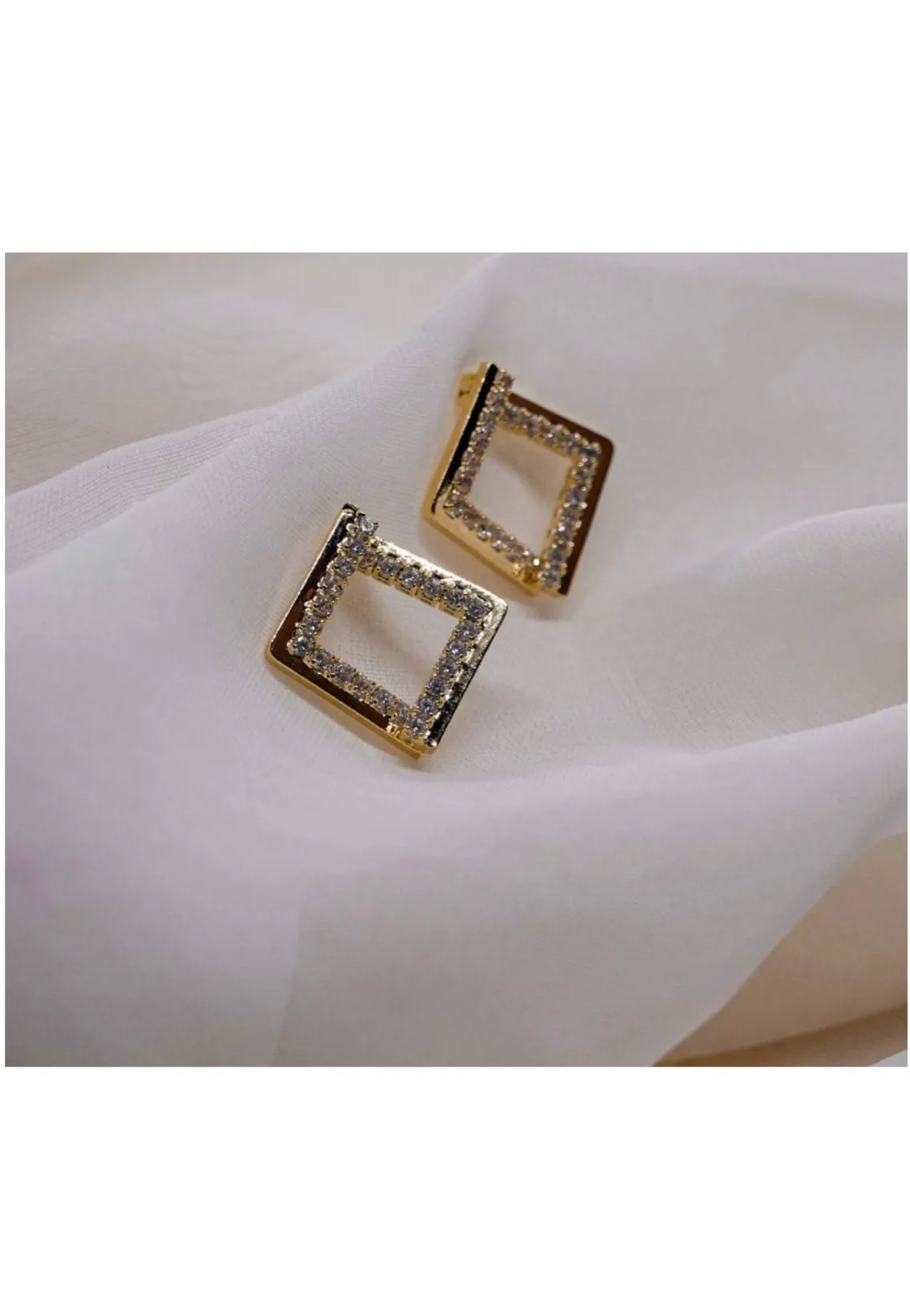 GREGORY LADNER CZ DIAMOND SHAPED EARRING - GOLD