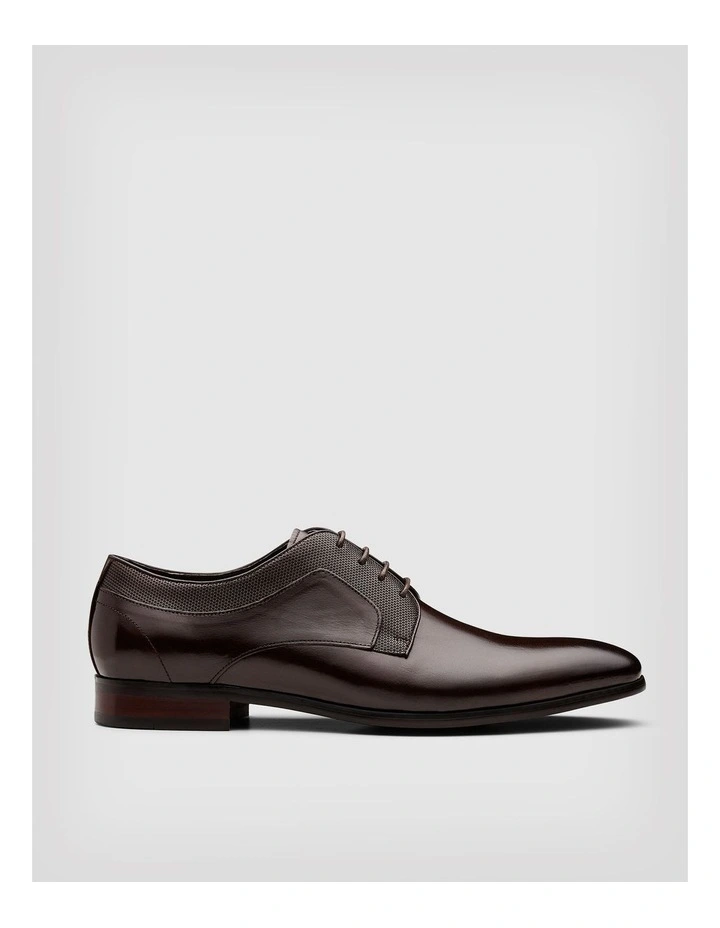 Leather Derby Dress Shoe in Brown