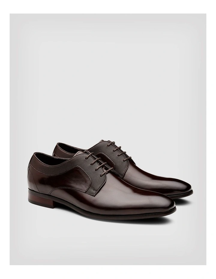 Leather Derby Dress Shoe in Brown