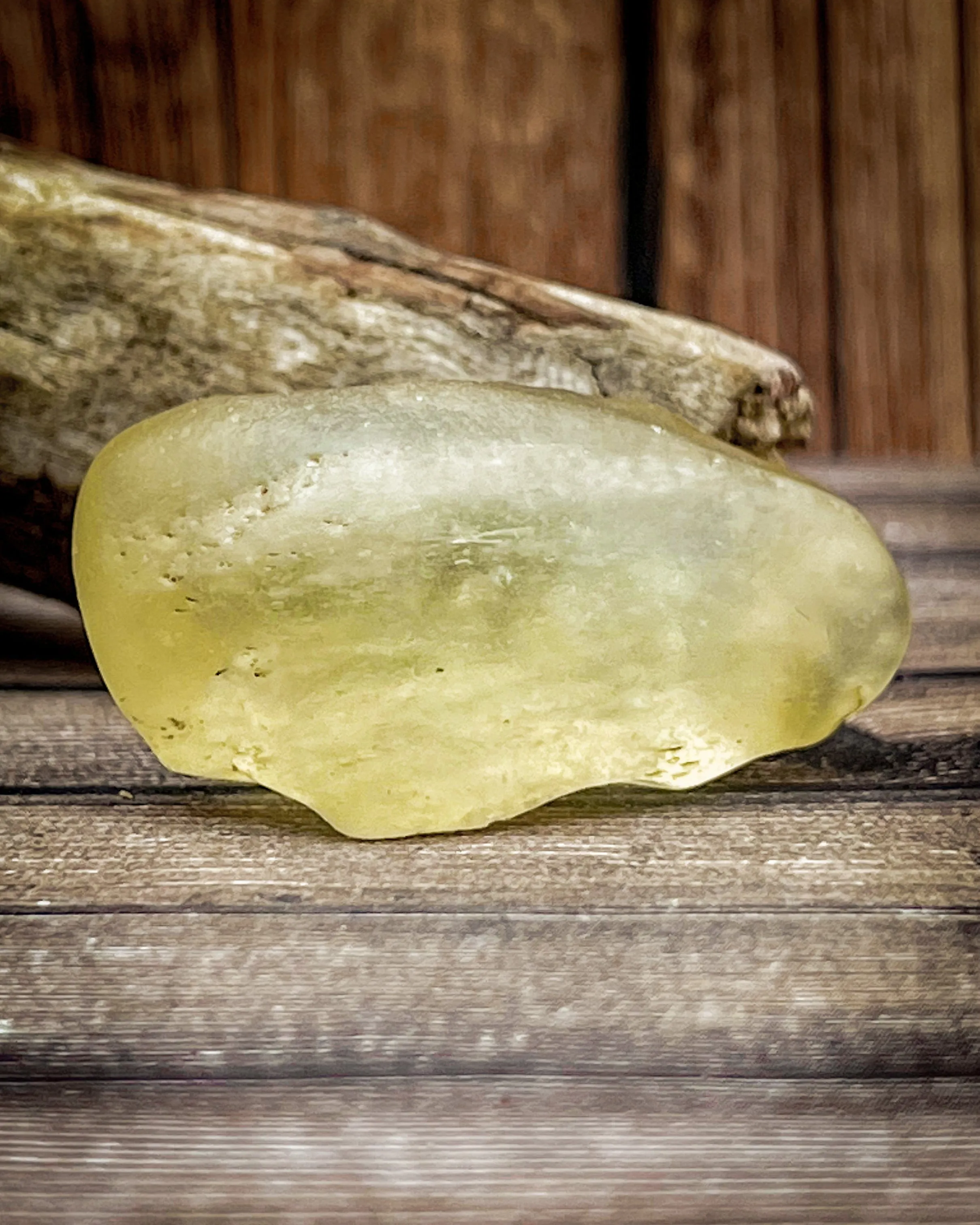 Libyan Gold Tektite, 13.4g