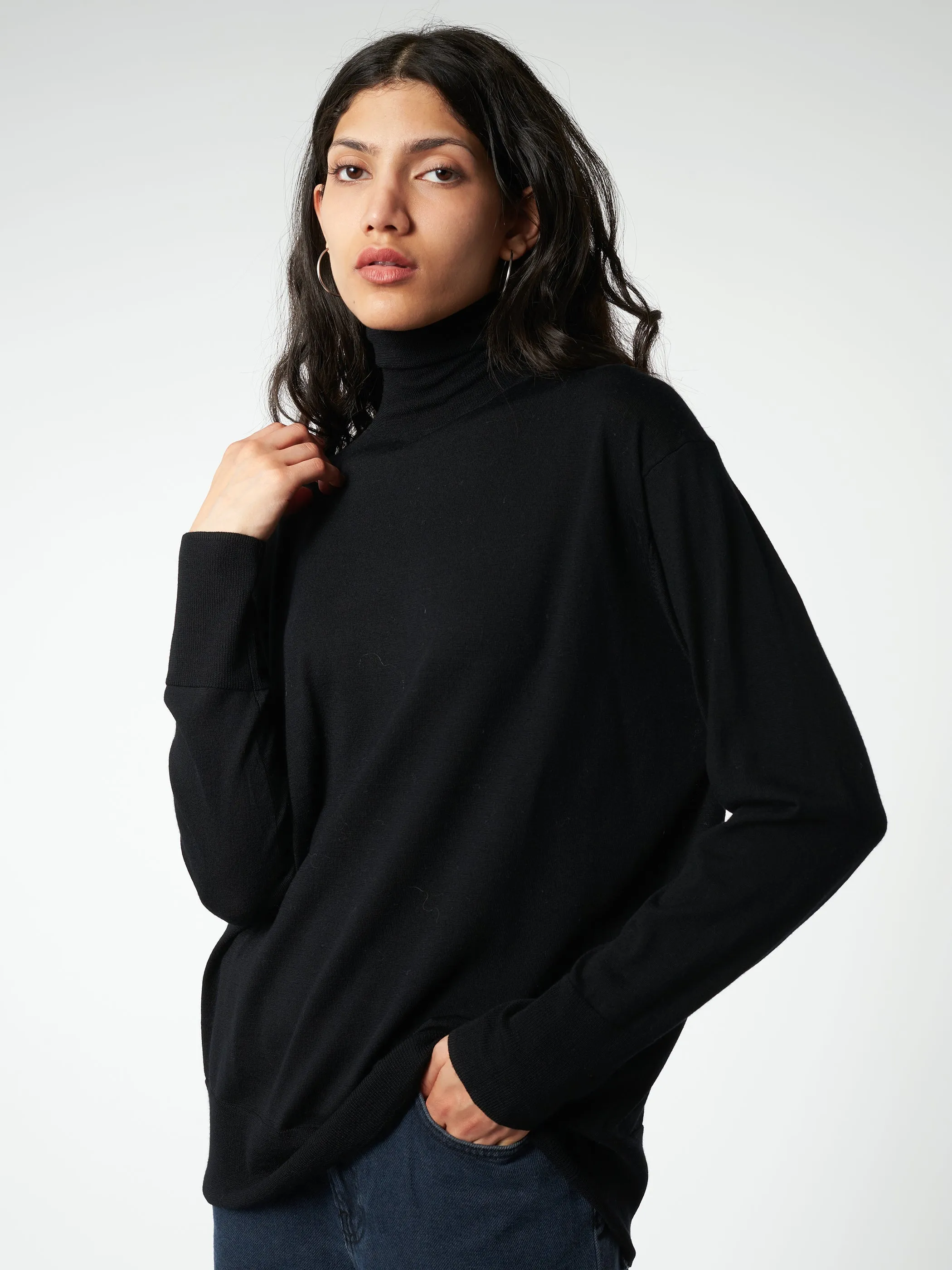 Loose Fit Merino Wool Turtleneck