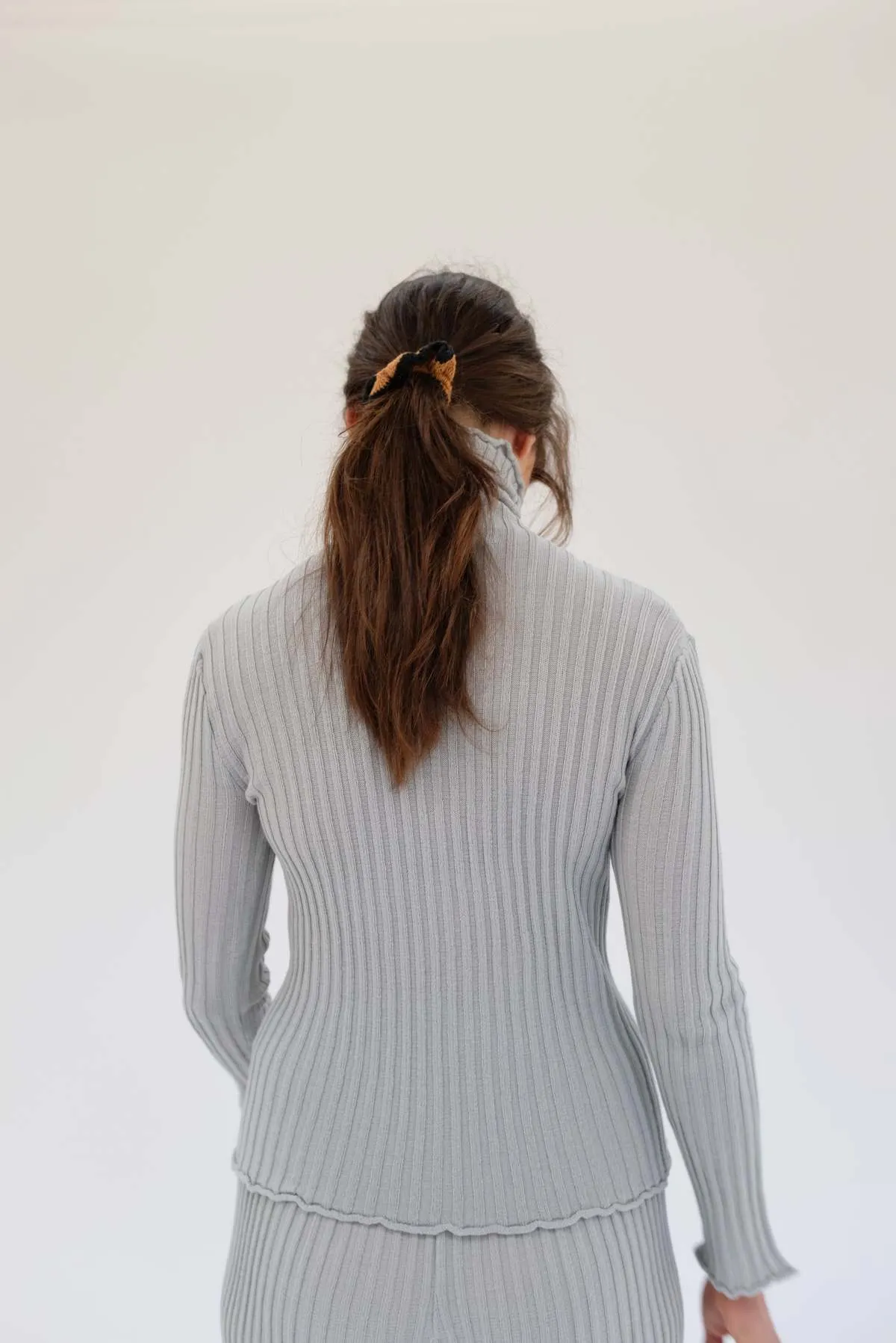 Merino Ribbed Turtleneck - Cement