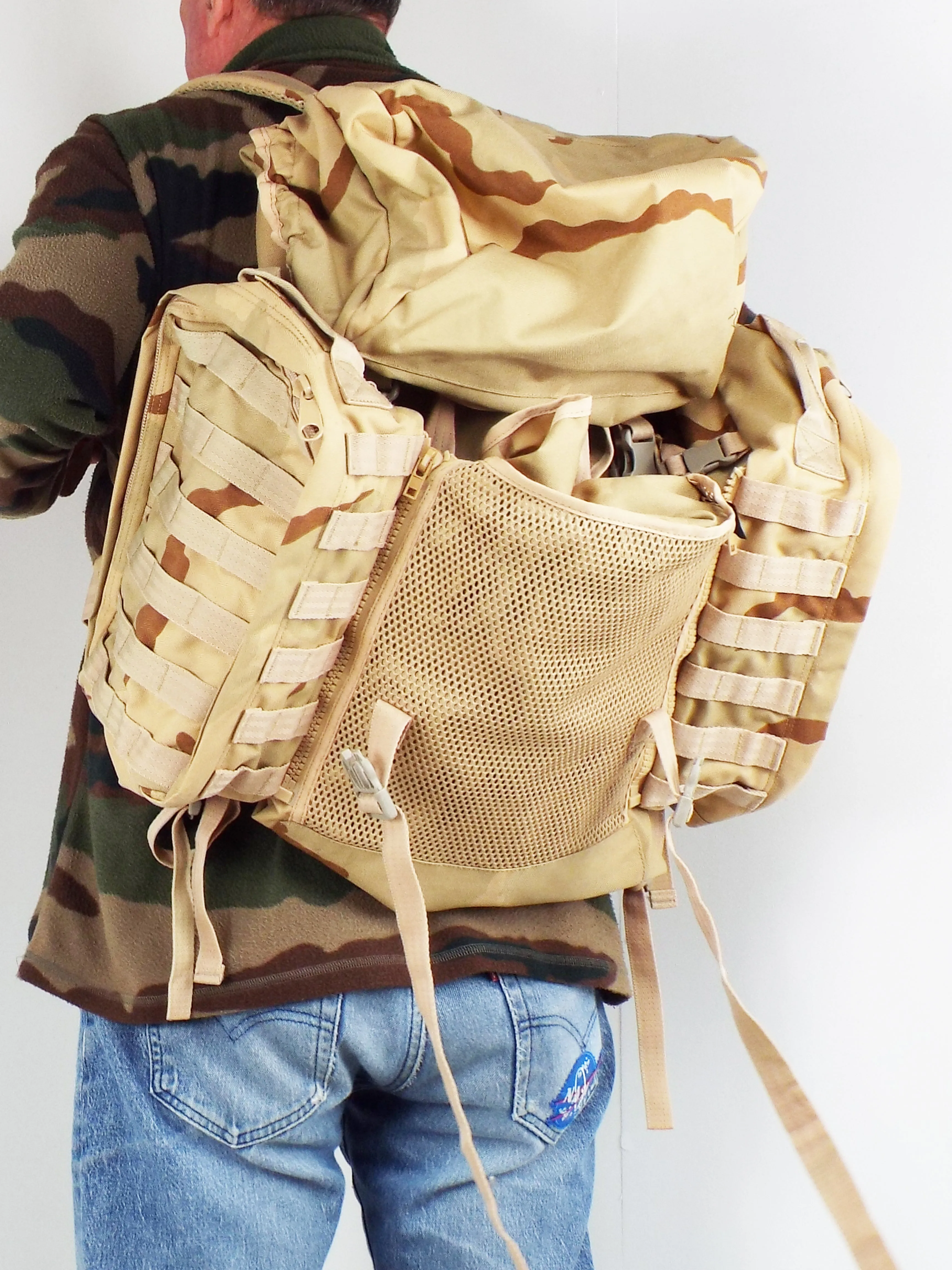 Miltec Desert camouflage - emergency stretcher - folds into back pack - Unissued condition