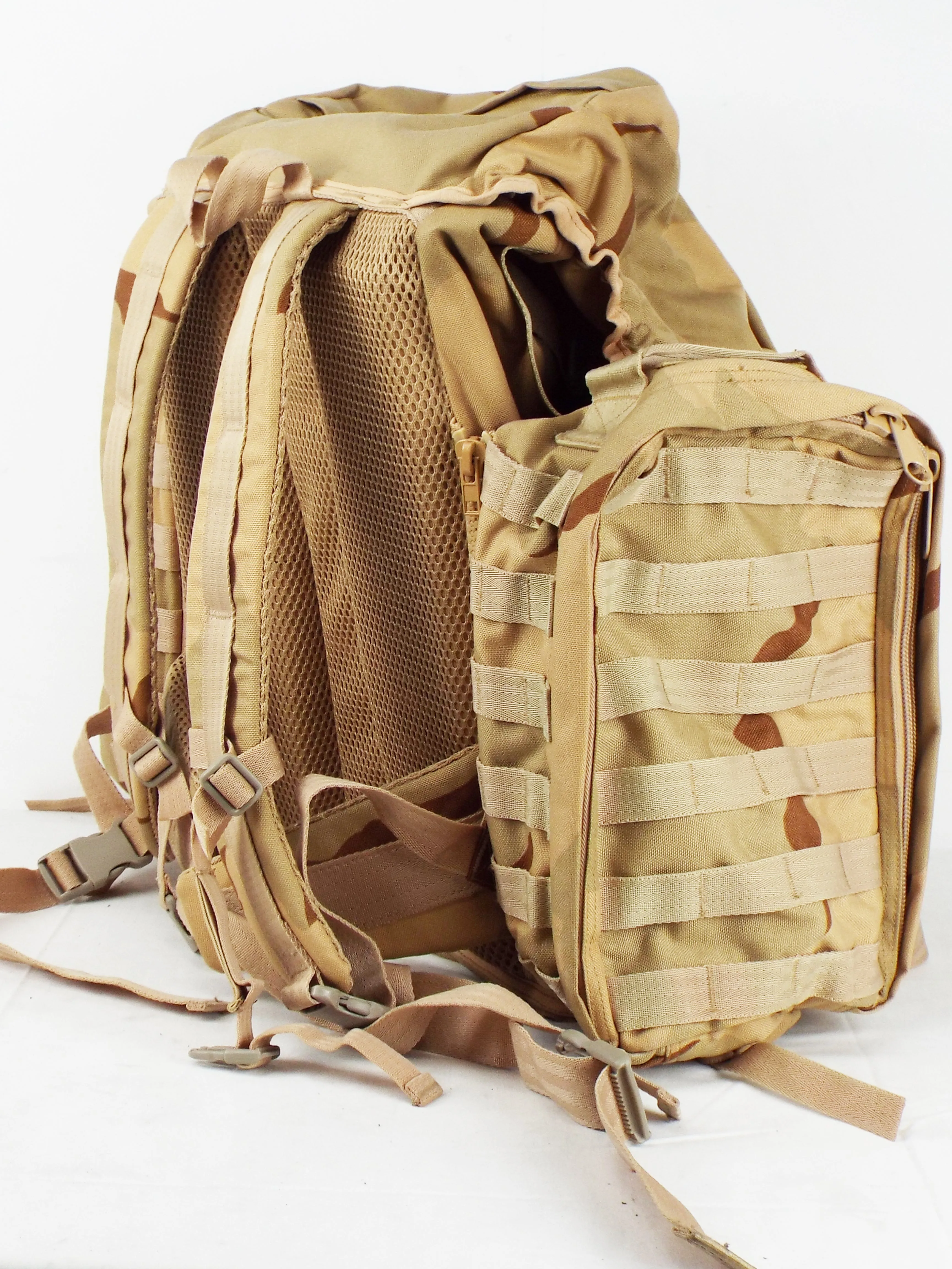 Miltec Desert camouflage - emergency stretcher - folds into back pack - Unissued condition