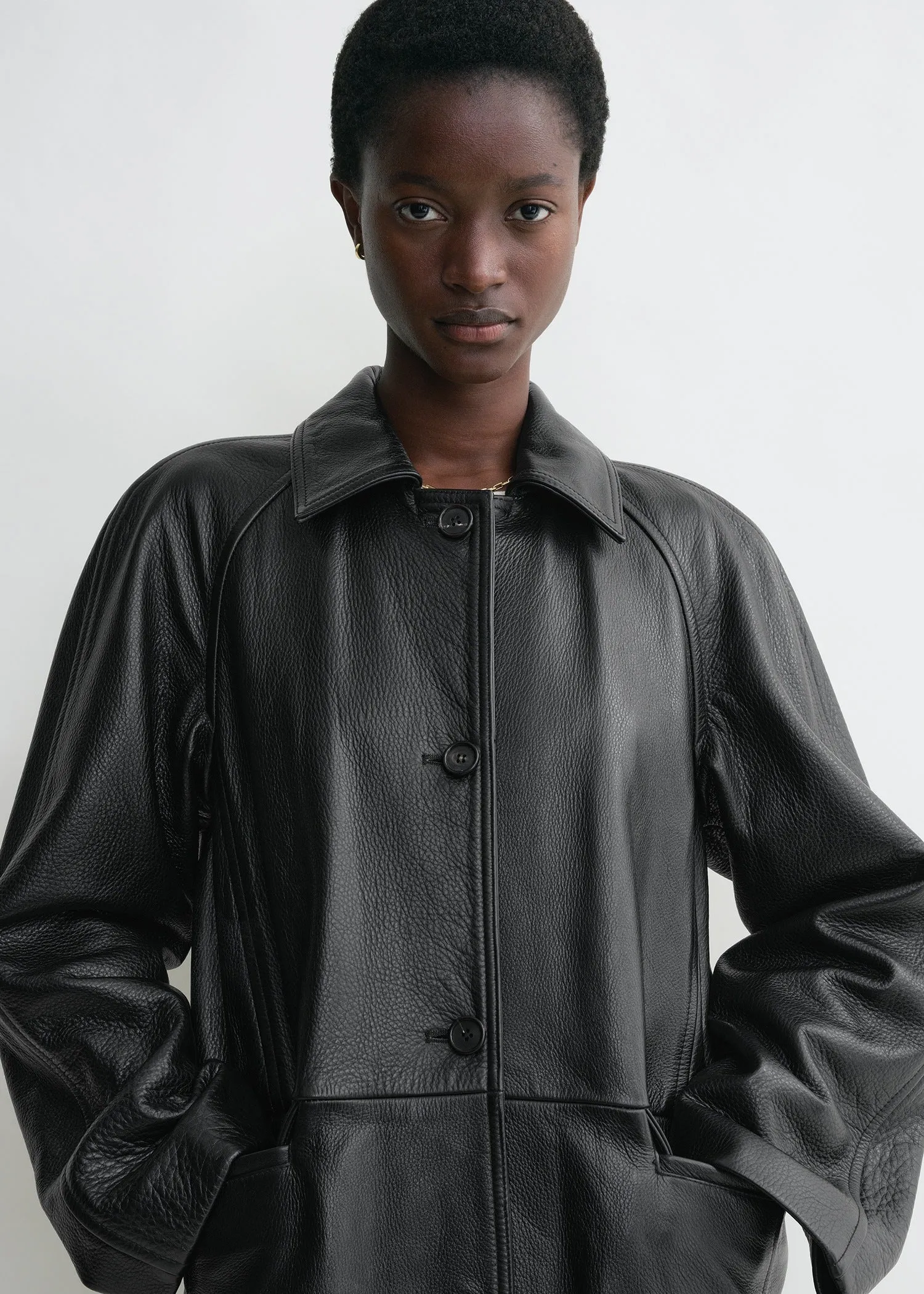 Raglan-sleeve leather coat black