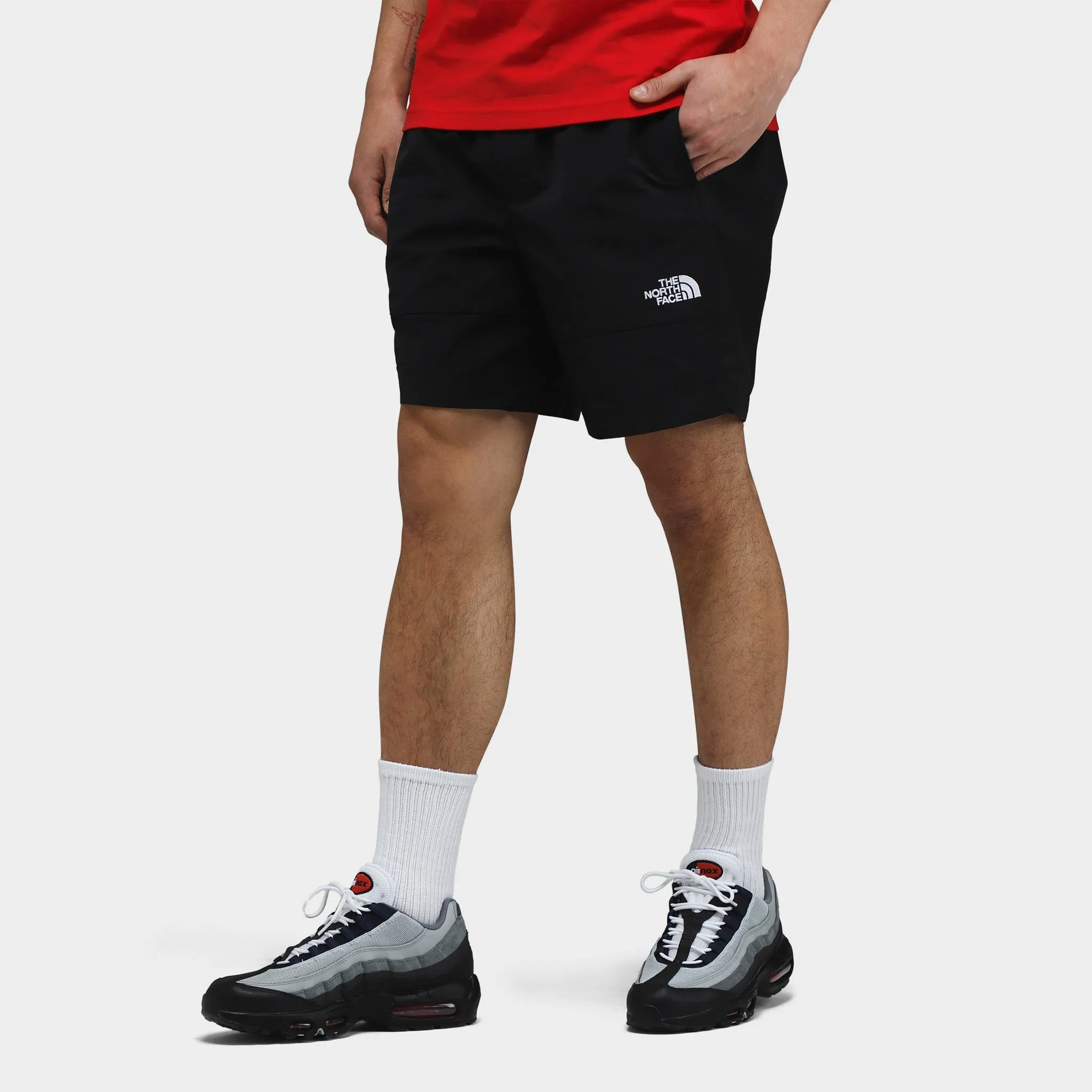 The North Face Easy Wind Shorts / TNF Black