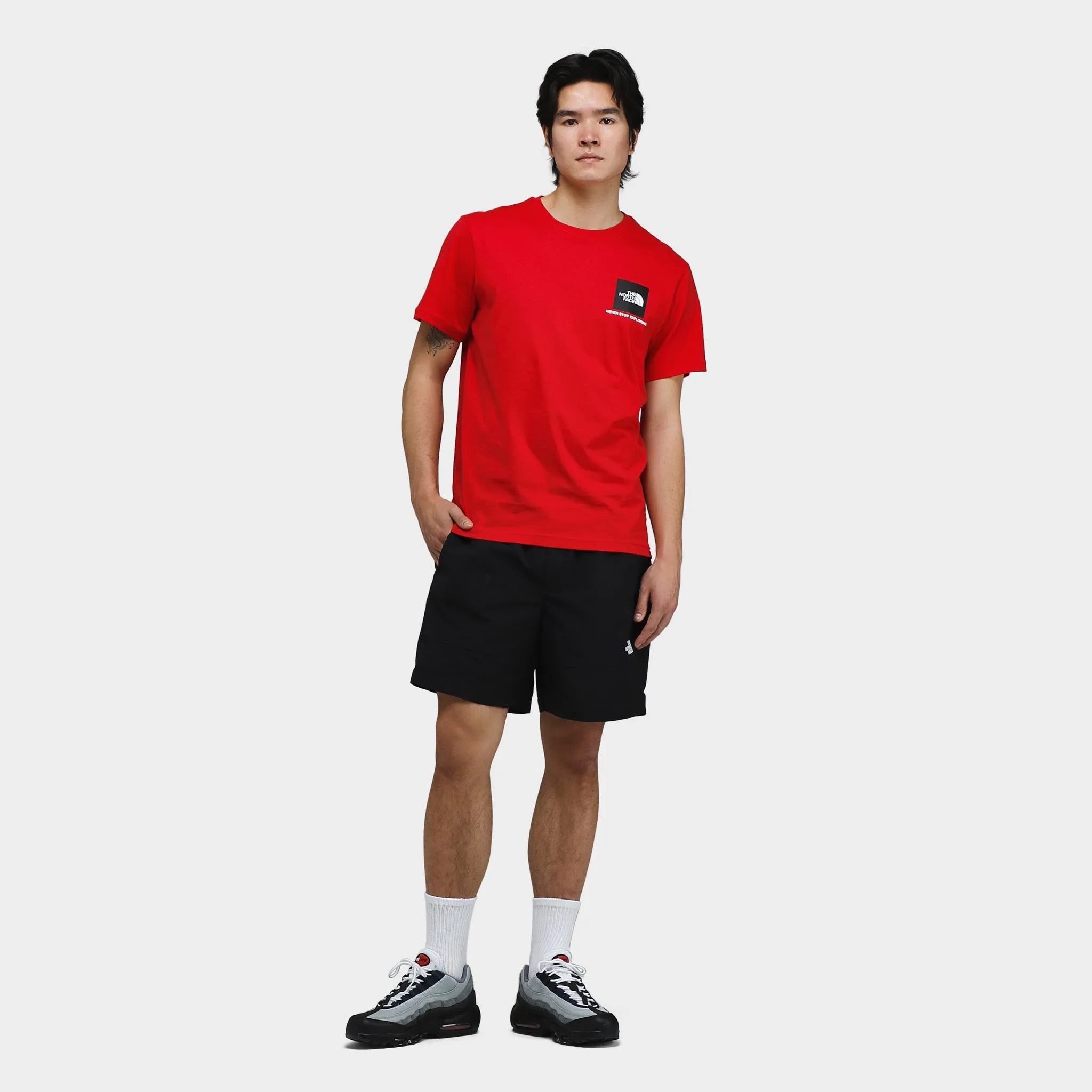 The North Face Easy Wind Shorts / TNF Black