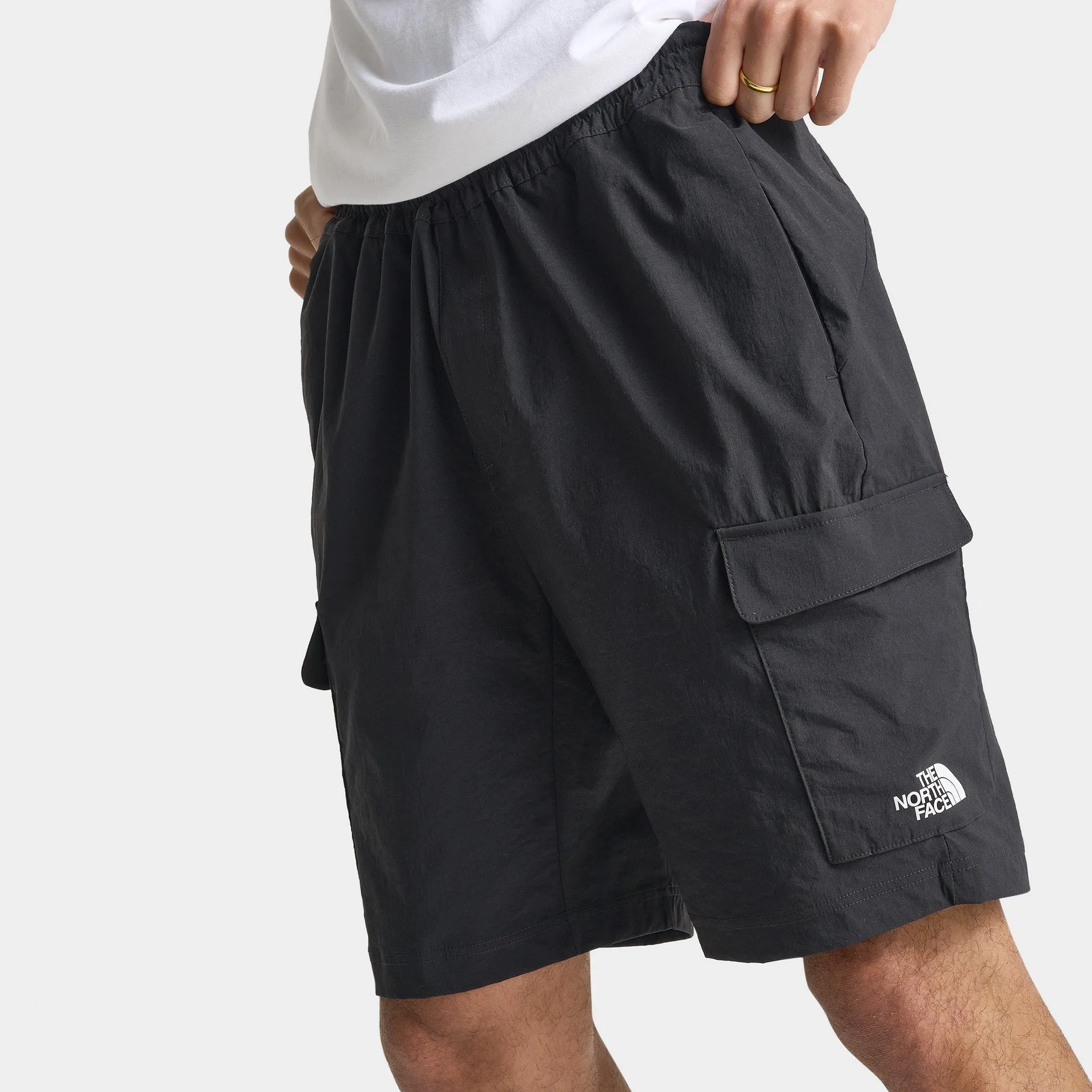 The North Face Trishull Cargo Shorts / TNF Black