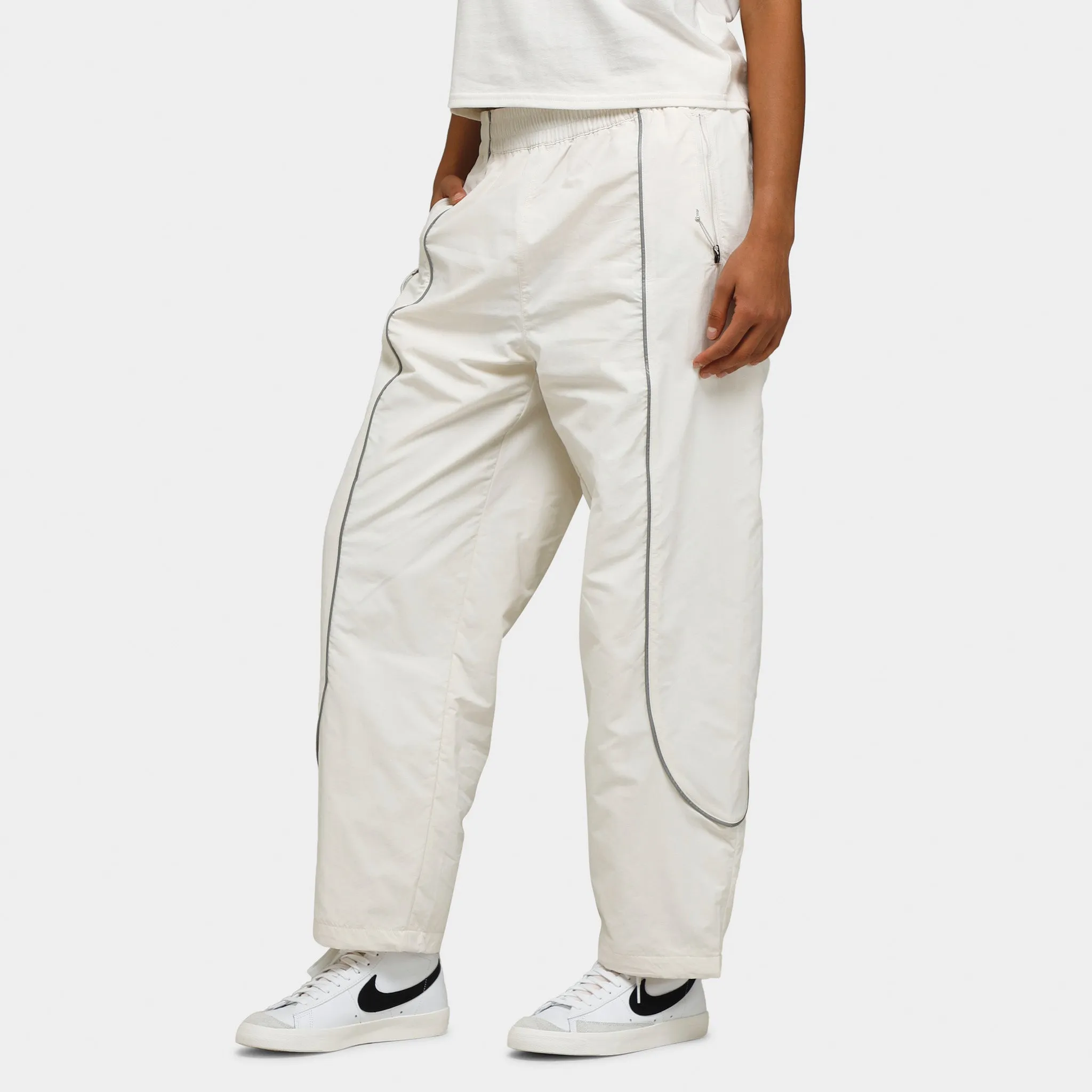 The North Face Women's Tek Piping Wind Pants / Gardenia White