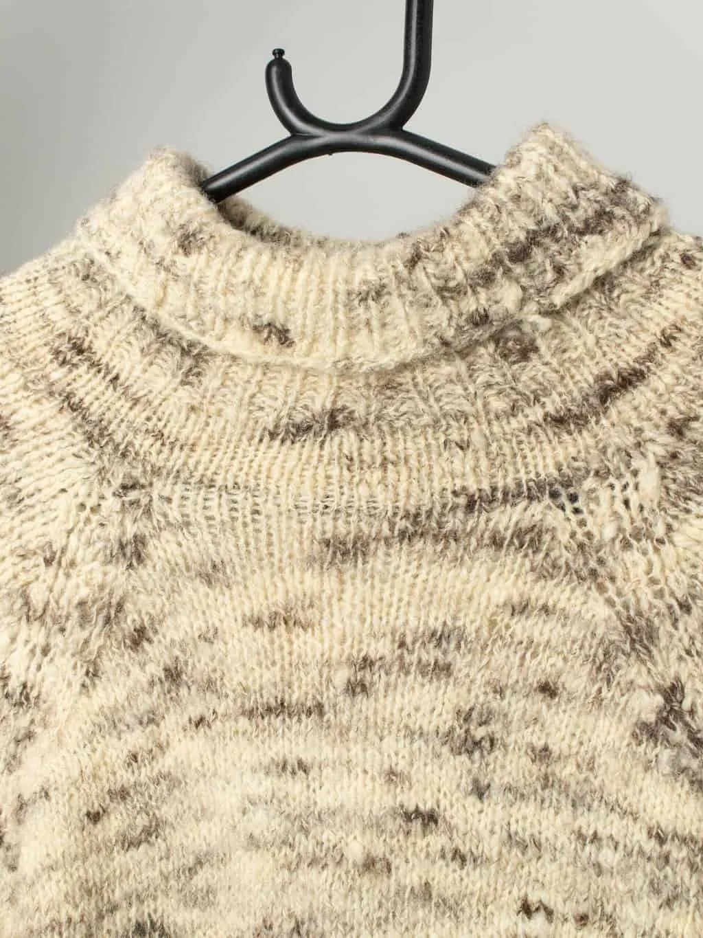 Vintage cream and brown knitted jumper – Small / Medium